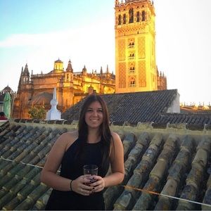 Meet your Posher, Natalie